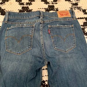 Levi's 711 Skinny Jeans
